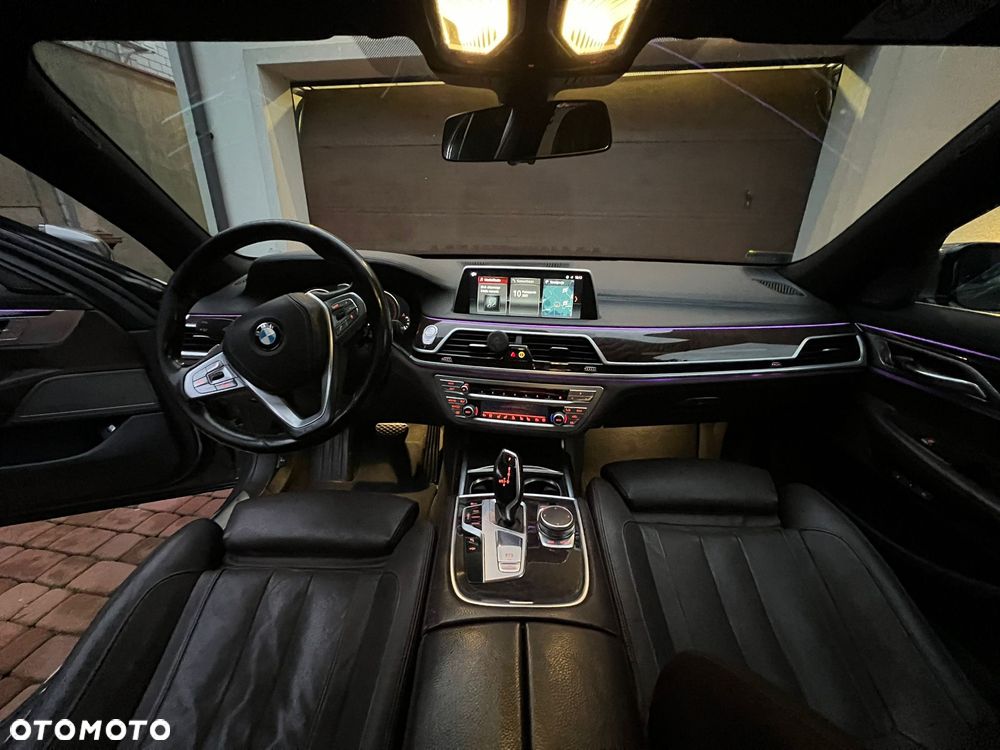 BMW Seria 7 730d xDrive - 12
