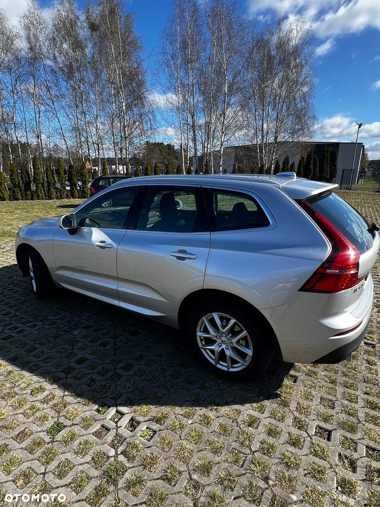 Volvo XC 60 B4 D AWD Geartronic Momentum Pro - 6