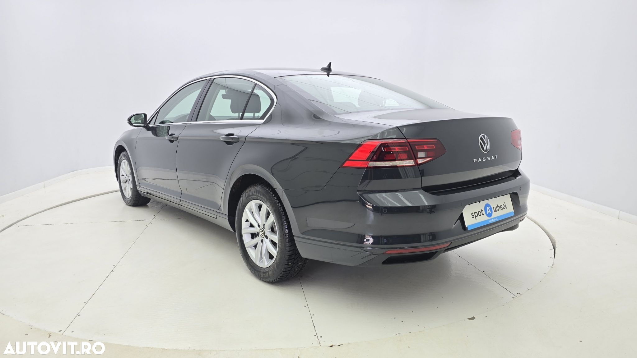 Volkswagen Passat 2.0 TDI DSG Comfortline - 8