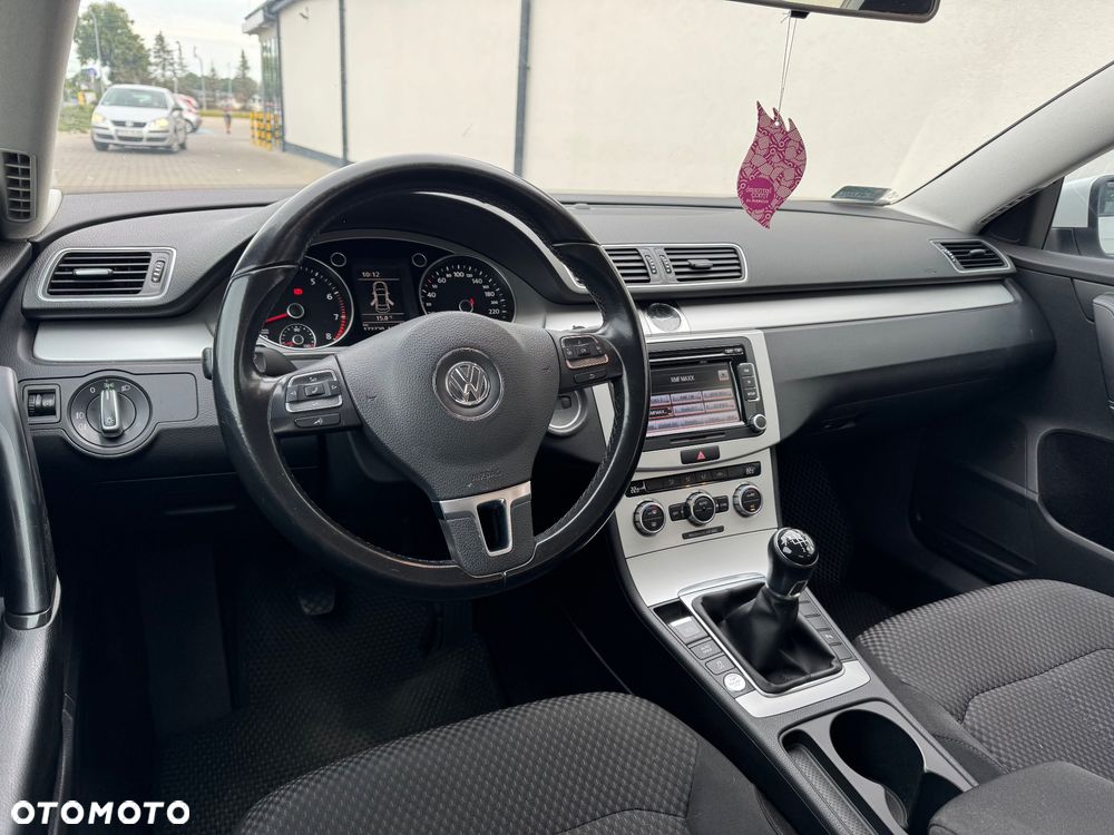 Volkswagen Passat 1.4 TSI Comfortline - 8