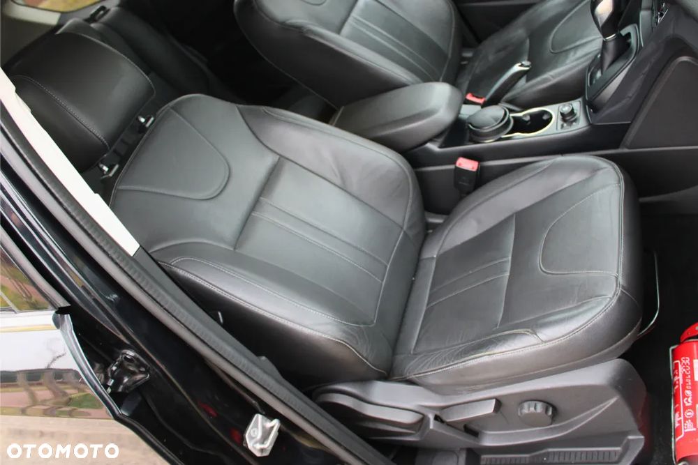 Ford Kuga 2.0 TDCi 4x4 Titanium - 19