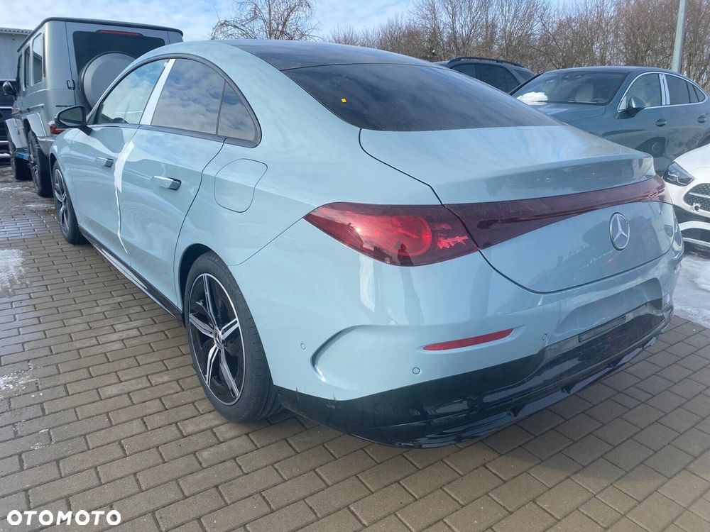 Mercedes-Benz CLA - 2