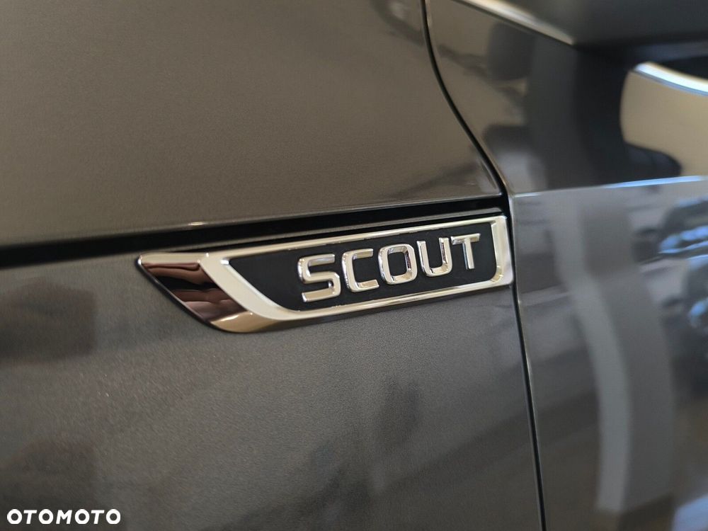 Skoda Octavia 2.0 TDI 4x4 Scout DSG - 9
