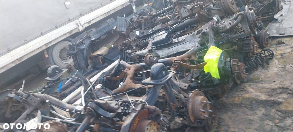 KOMPLETNE ZAWIESZENIE BELKA SANKI TYŁ MITSUBISHI OUTLANDER II - 8