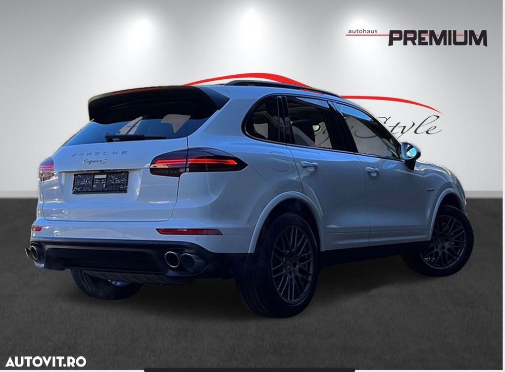 Porsche Cayenne - 6