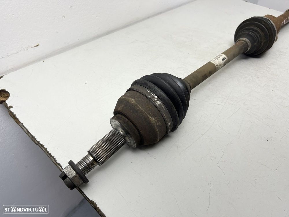 Transmissão Dto Usado FIAT TALENTO (296_) 1.6 D REF. 93453895 MOTOR R9M413 - 2