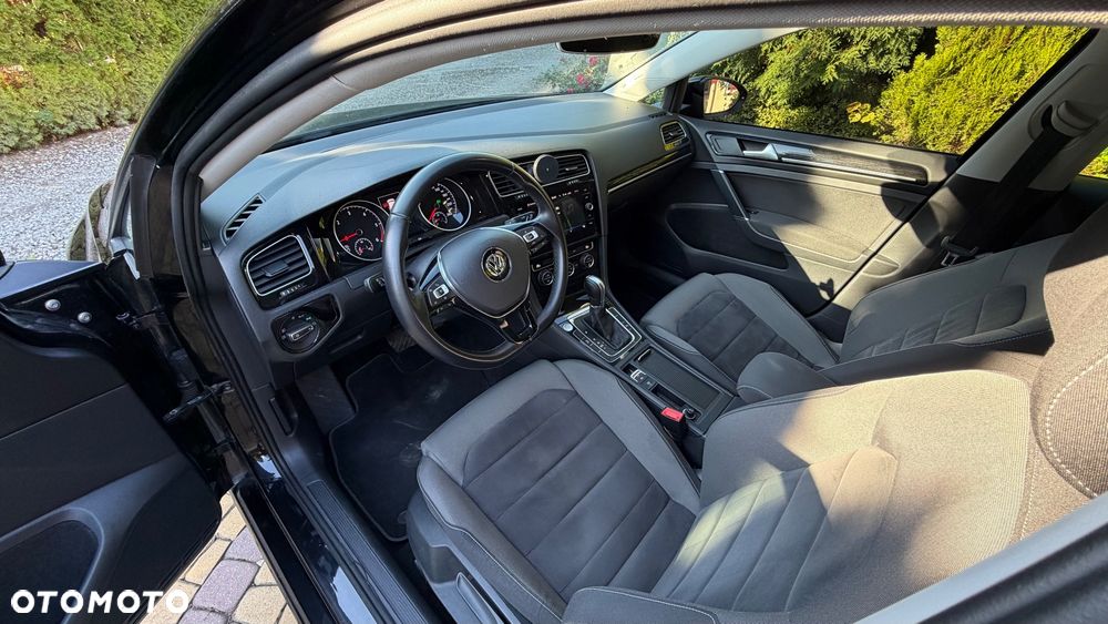 Volkswagen Golf 1.6 TDI BlueMotion Technology DSG Comfortline - 22