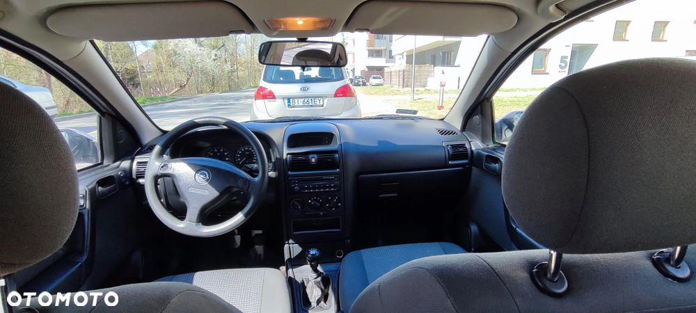 Opel Astra 1.4 111 - 9
