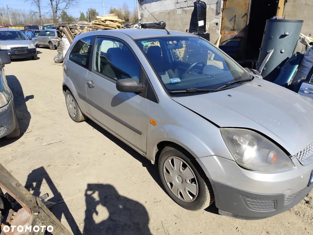 ford fiesta mk6 maska zderzak lampa grill błotnik drzwi zbiornik paliwa szyba lusterko klamka - 2