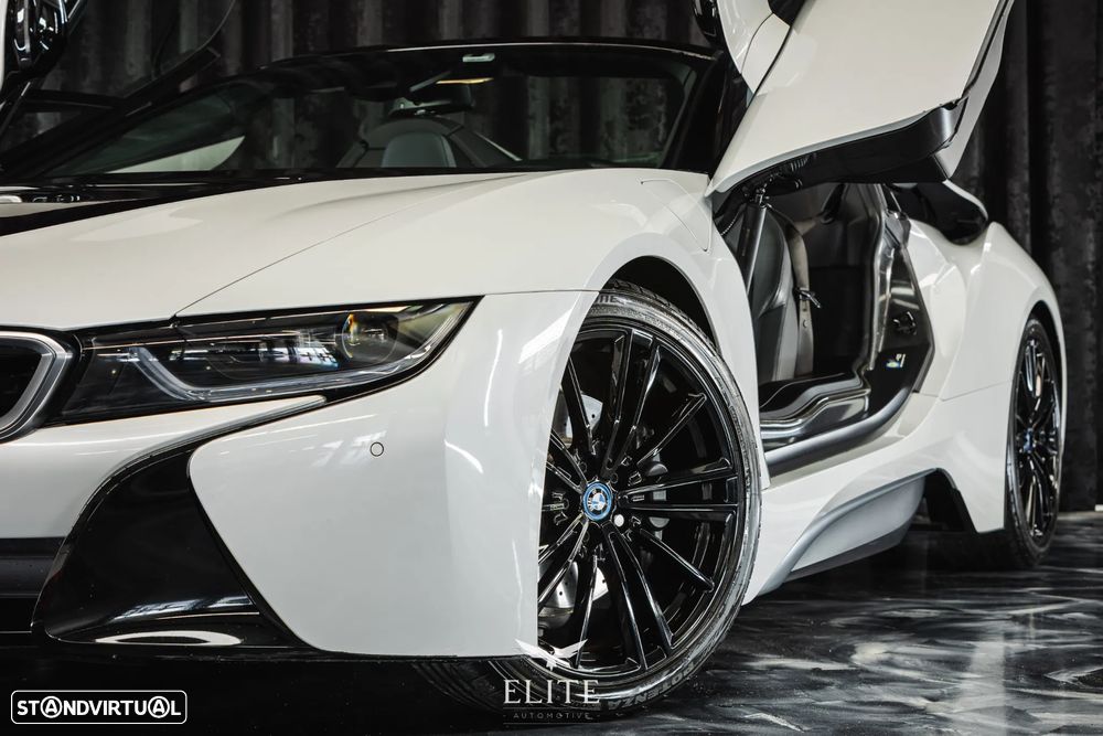 BMW i8 Roadster - 5