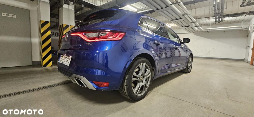 Renault Megane ENERGY TCe 205 EDC GT - 2