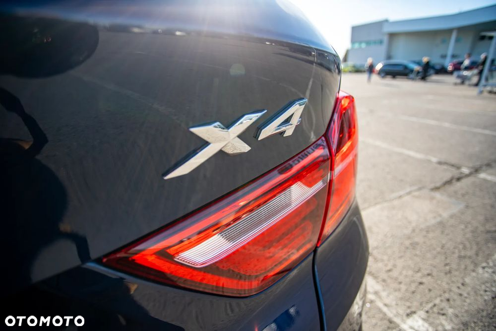 BMW X4 xDrive20d xLine - 17