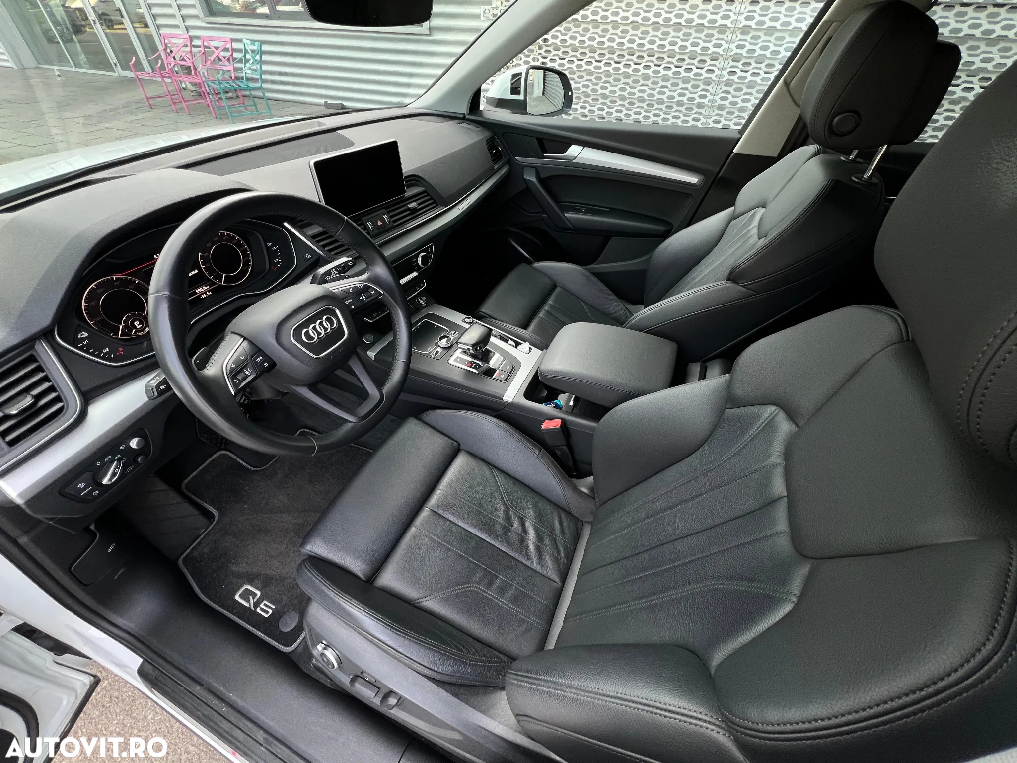 Audi Q5 55 TFSI e quattro S tronic - 11