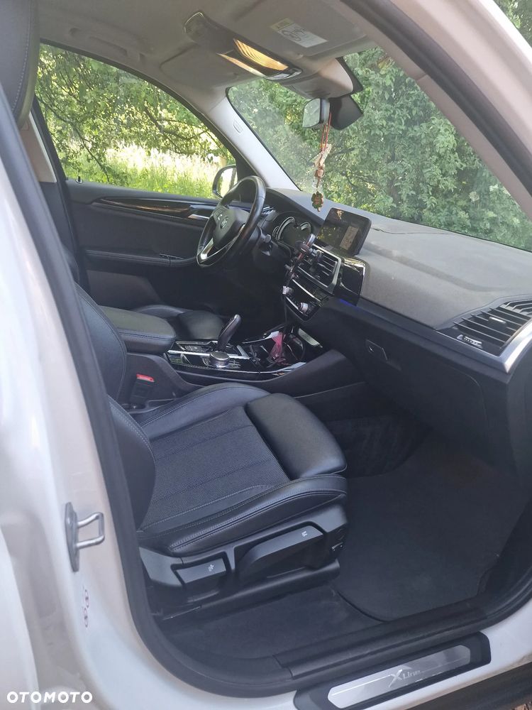 BMW X3 xDrive20i xLine - 12