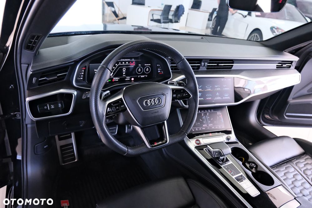 Audi RS6 Avant - 22