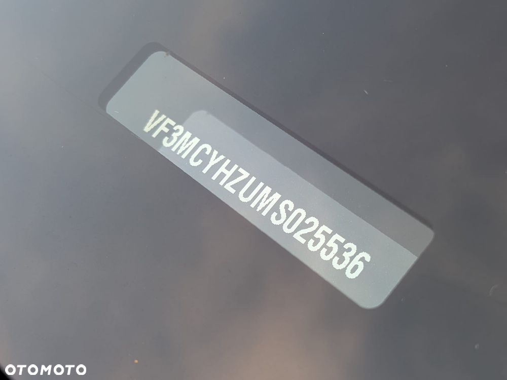 Peugeot 5008 1.5 BlueHDi Allure S&S EAT8 - 17