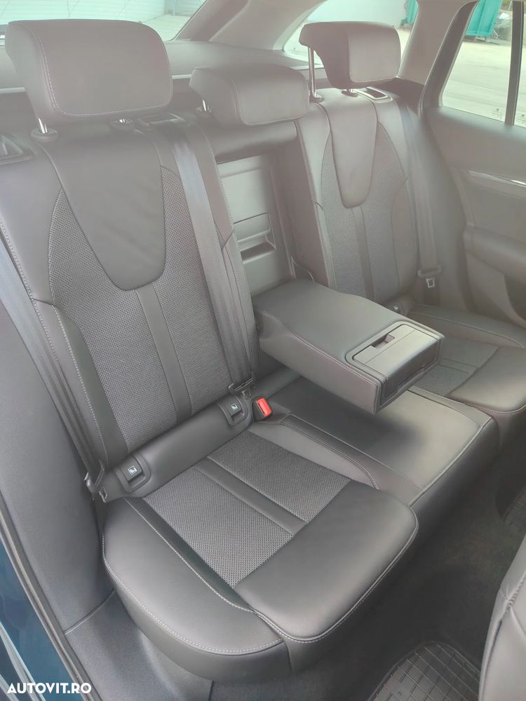 Skoda Octavia 2.0 TDI DSG Exclusive - 28