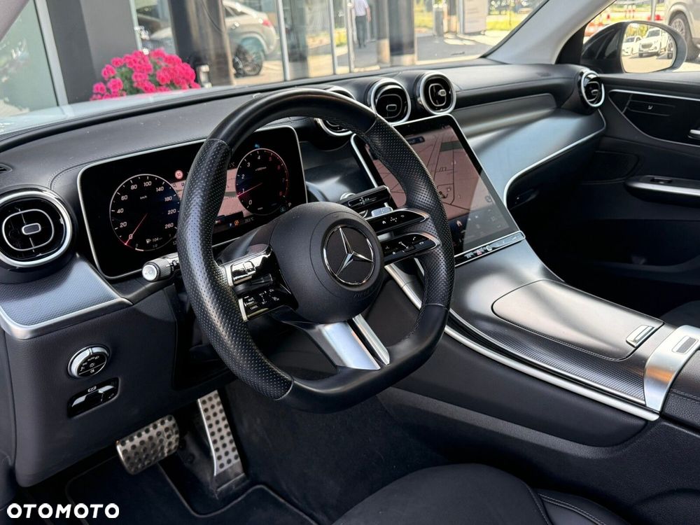 Mercedes-Benz GLC 200 mHEV 4-Matic AMG Line - 11