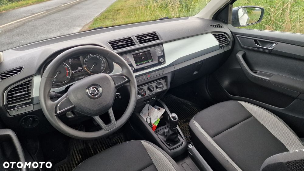 Skoda Fabia 1.0 TSI Style Color - 6