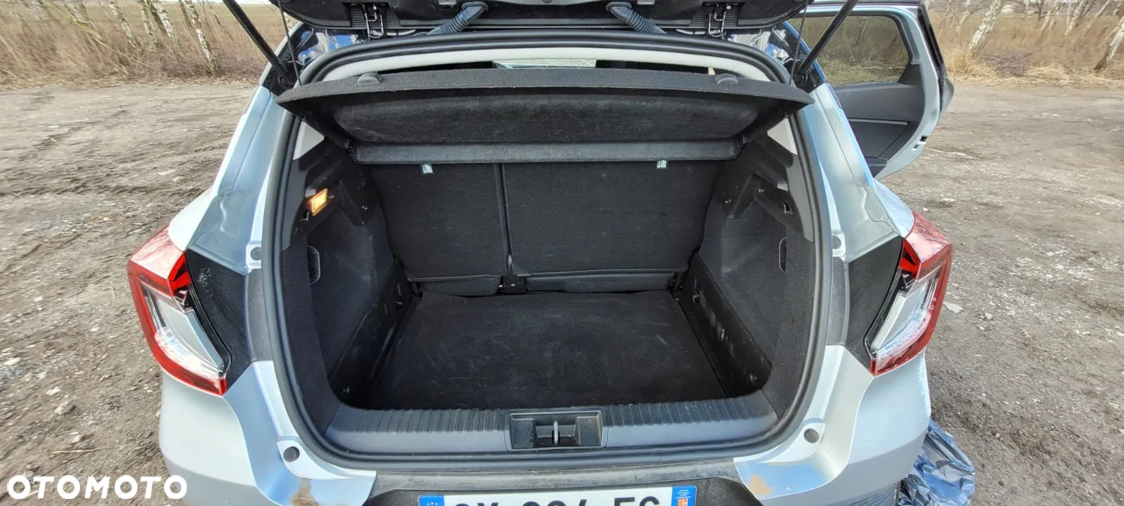 Renault Captur TCe Mild Hybrid 140 EDC GPF TECHNO - 12