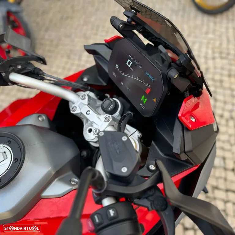 BMW F 900 XR - 31