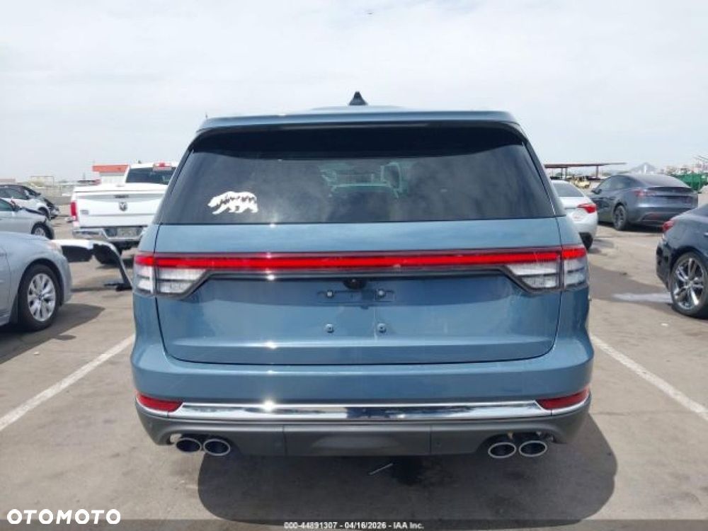 Lincoln Aviator - 4