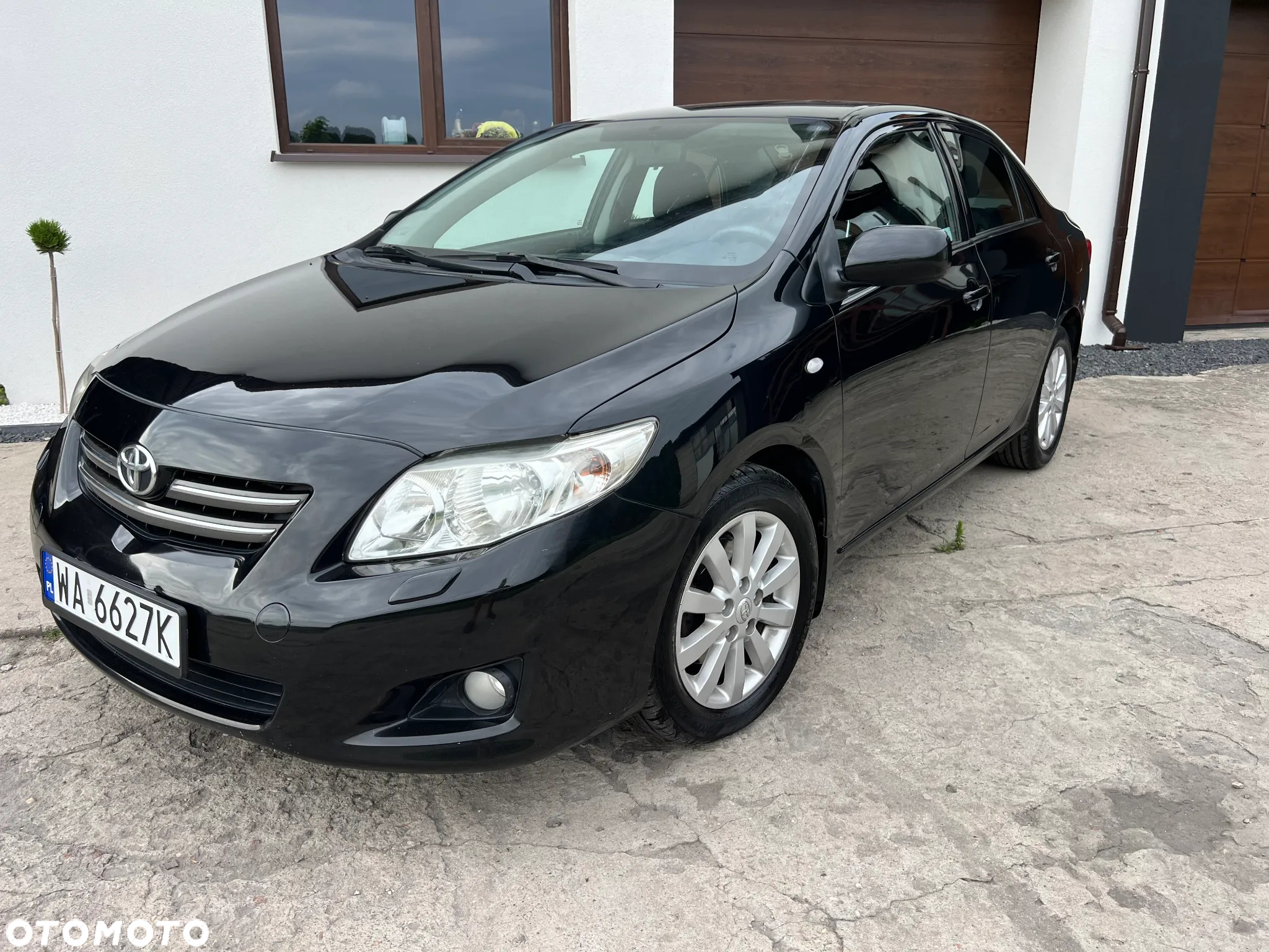 Toyota Corolla - 4