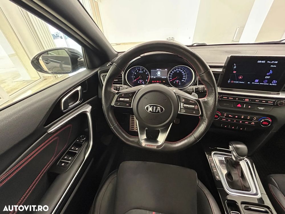 Kia Ceed 1.6 T-GDI 7DCT GT - 20