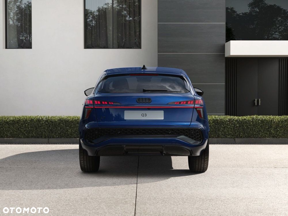 Audi Q3 Sportback - 4