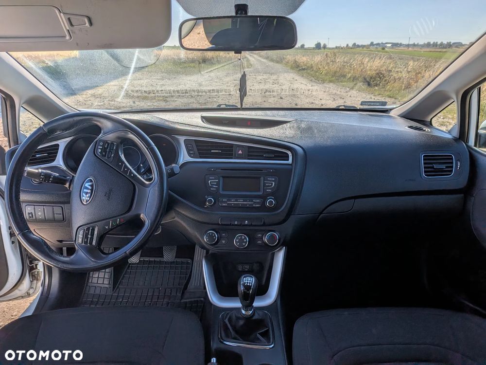 Kia Ceed 1.4 CRDi S - 8
