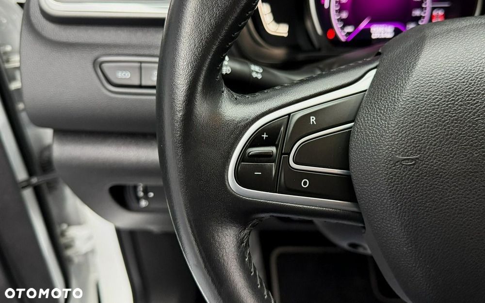Renault Kadjar Energy TCe 130 EDC LIMITED - 32
