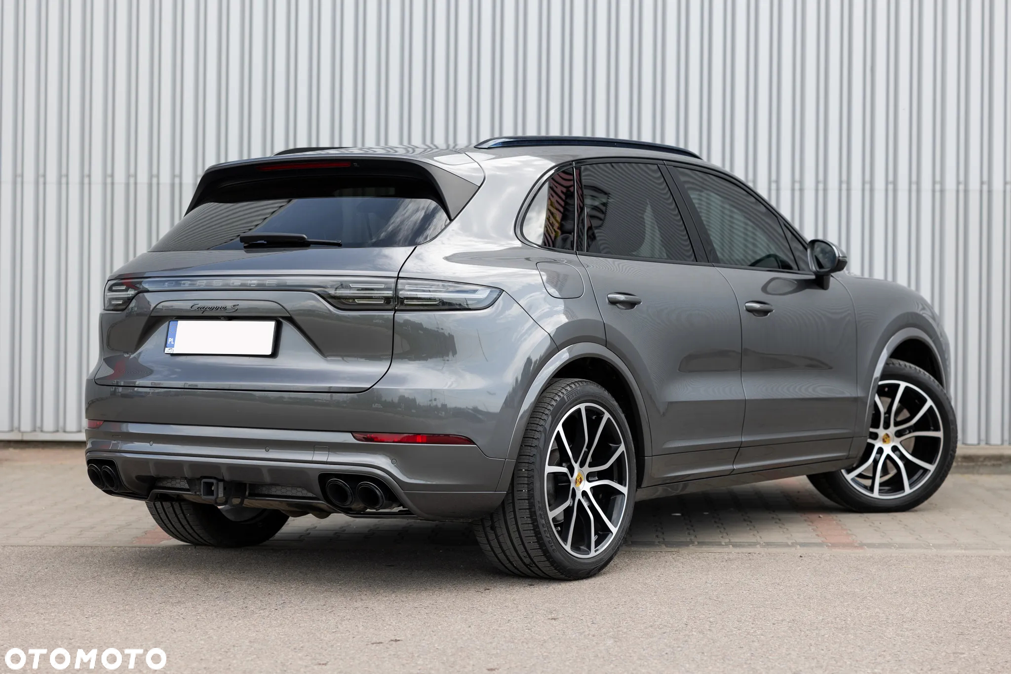 Porsche Cayenne - 5