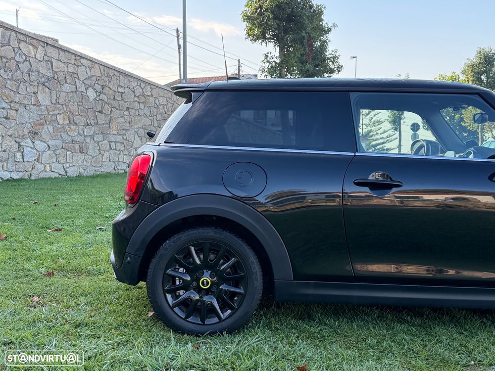 MINI 3 Portas Cooper SE - 11
