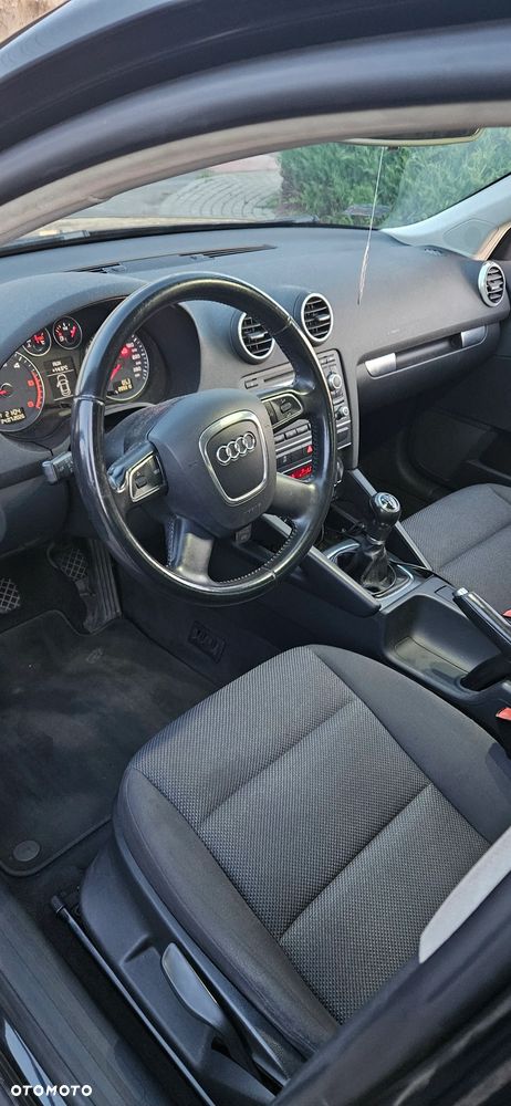 Audi A3 Sportback - 8