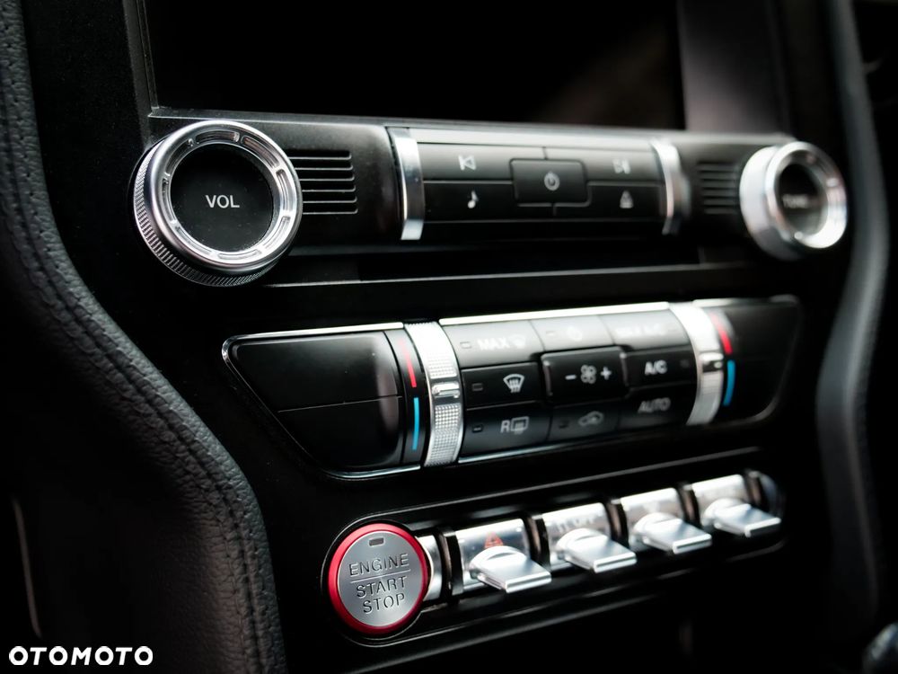 Ford Mustang Fastback 5.0 Ti-VCT V8 GT - 9