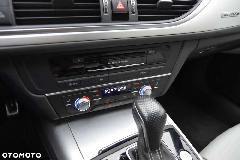 Audi A6 Avant 3.0 TDI Quattro S tronic - 24