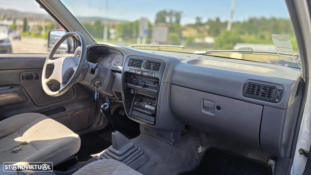 Nissan Pick Up 2.5 D CD - 12