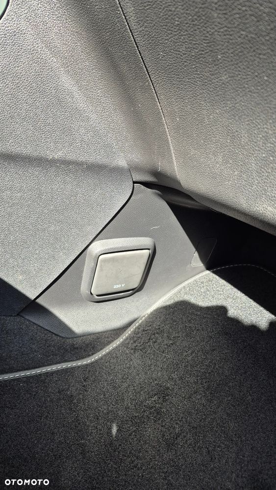Citroën Berlingo Multispace PureTech 110 SHINE - 10