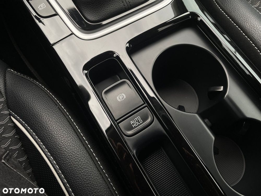 Kia Ceed 1.6 GDI PHEV Business Line DCT - 38