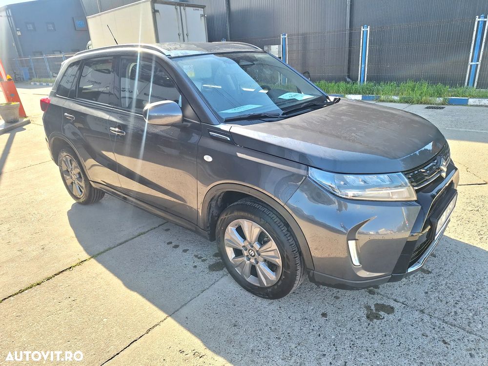 Suzuki Vitara 1.4 Boosterjet MHEV Passion - 2