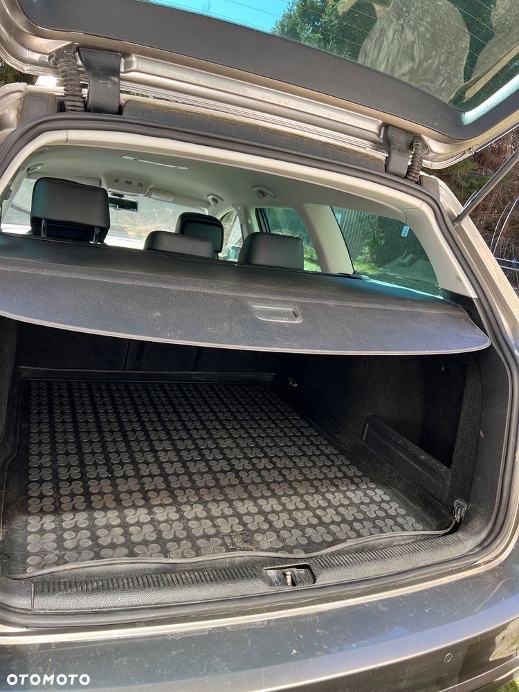 Volkswagen Passat 2.0 TDI BlueMotion Technology Highline - 8