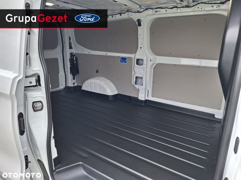 Ford Transit Custom - 13