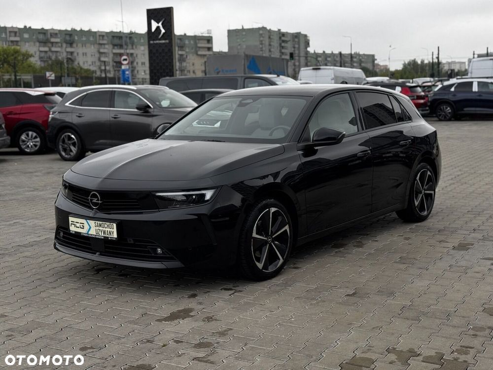 Opel Astra 2023 photo 2
