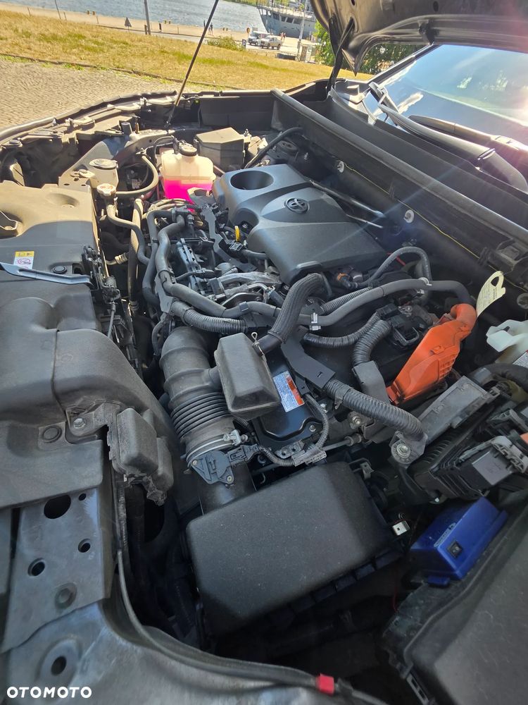 Toyota RAV4 2.5 Hybrid Executive 4x4 - 41