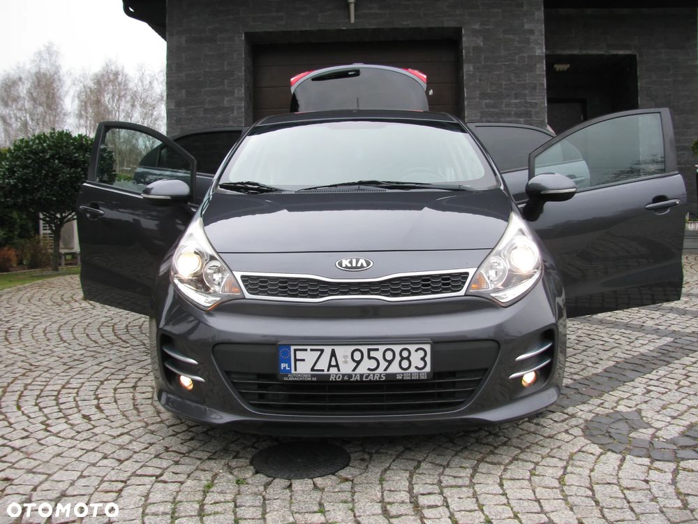Kia Rio 1.2 Dream Team Edition - 12