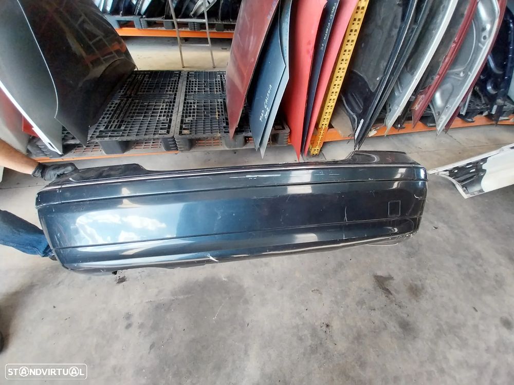 Para-choques tras Mercedes-Benz W203 com reforço 2003 - 1