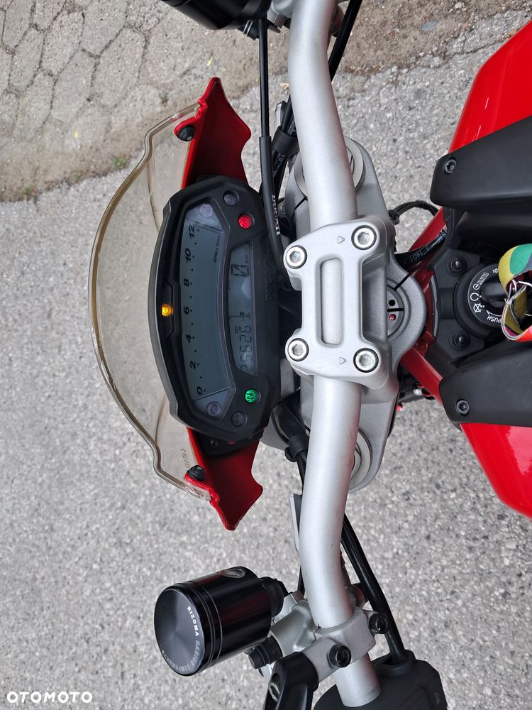 Ducati Monster - 20