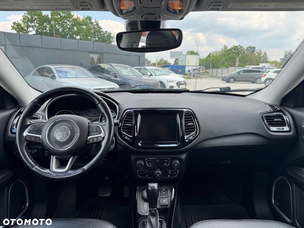 Jeep Compass - 13