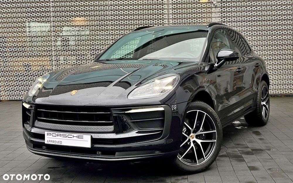 Porsche Macan - 1