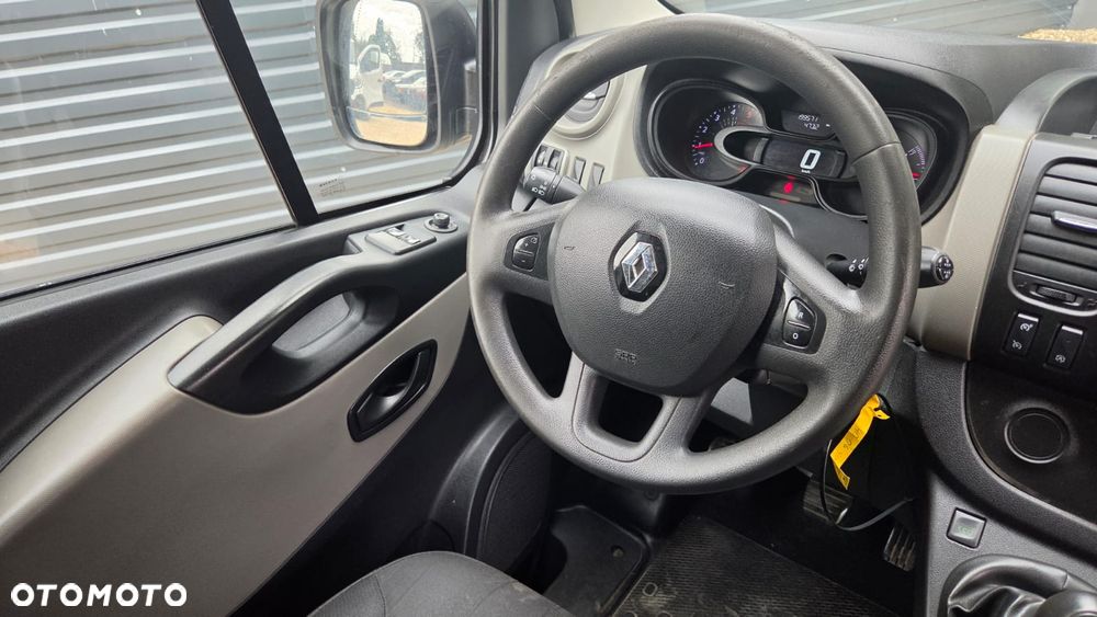Renault Trafić - 17